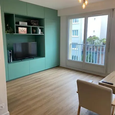 דירה Bright & Modern With Large Terrace Near La Defense & St Lazare