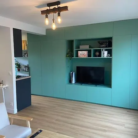 דירה Bright & Modern With Large Terrace Near La Defense & St Lazare *