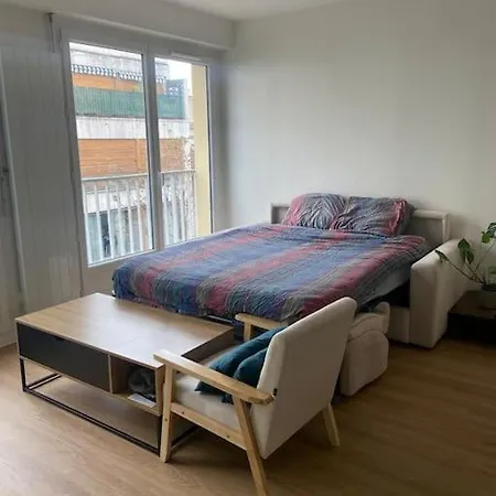 דירה Bright & Modern With Large Terrace Near La Defense & St Lazare קורבוו